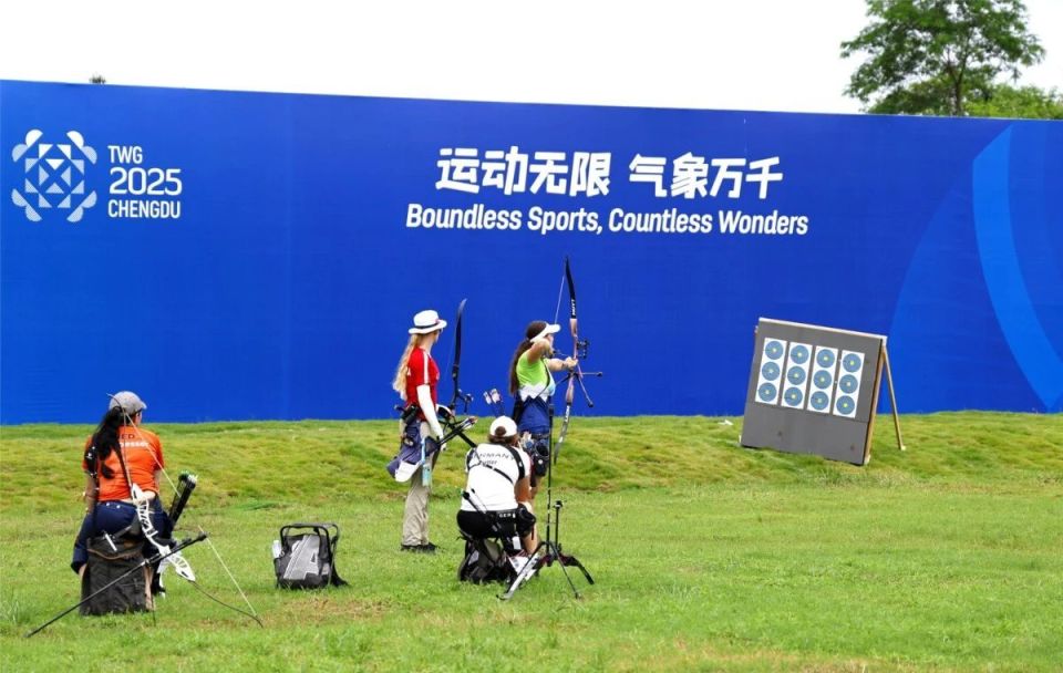 外射箭反曲, 员和志愿者, 是龙泉驿赛