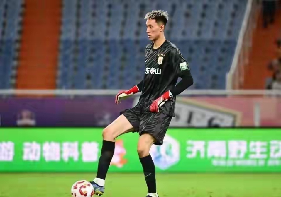 sITTH, 边路突击到 sITTH, 边路突击到