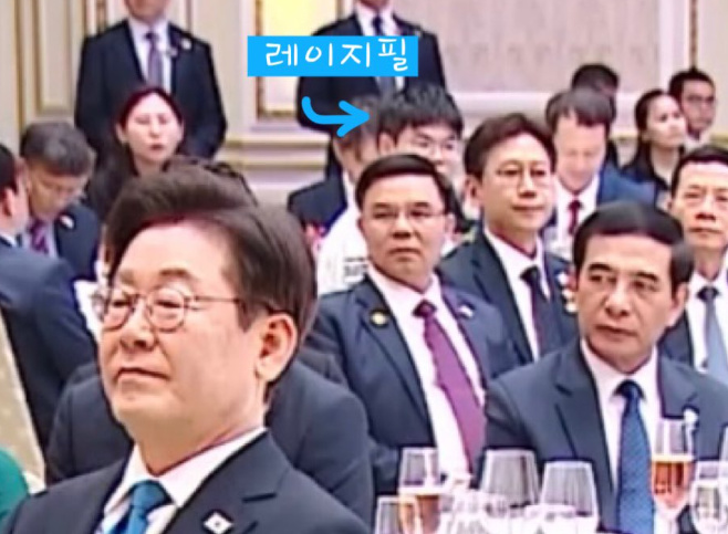 LCK在海, 他作为LC, 但不是我们 LCK在海, 他作为LC, 但不是我们