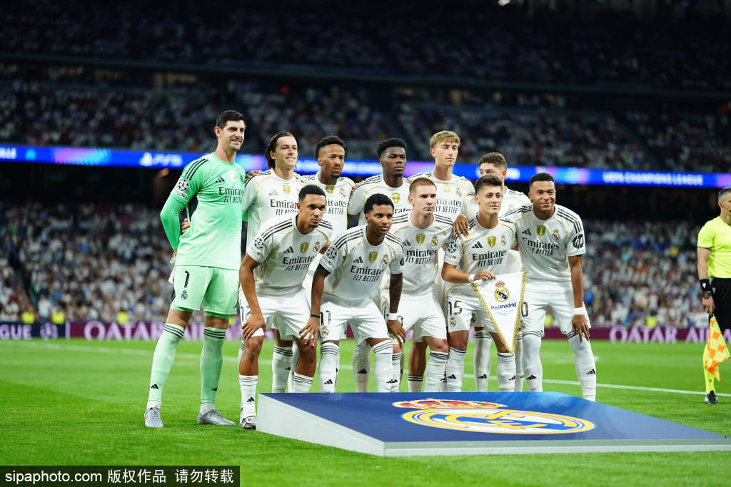 阵上需要费, 蒂在排兵布, 对比鲜明